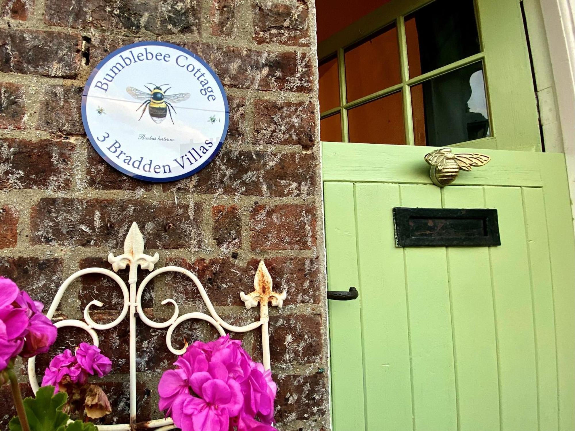 Bumblebee Cottage - Cosy Cottage In Area Of Outstanding Natural Beauty Hemel Hempstead Εξωτερικό φωτογραφία